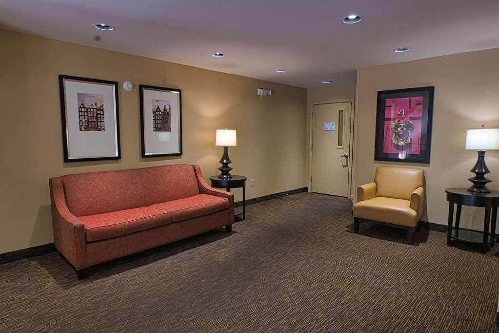 Suburban Studios Louisville East Intérieur photo