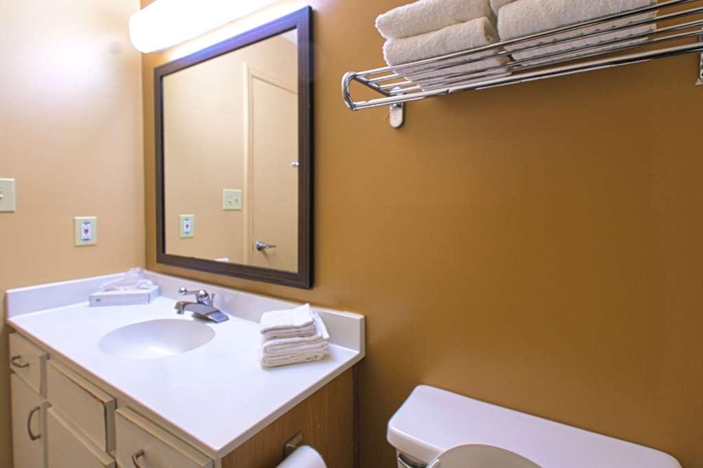 Suburban Studios Louisville East Chambre photo