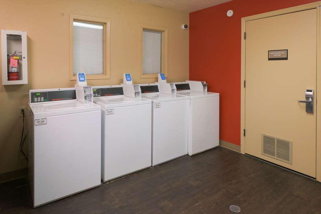 Suburban Studios Louisville East Facilités photo
